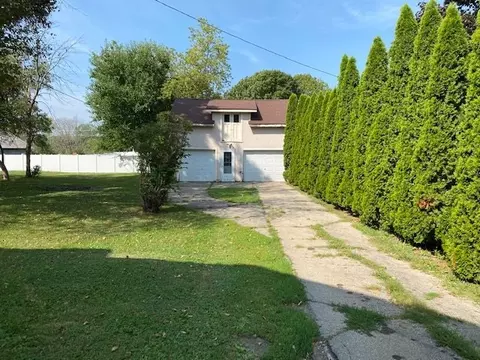 140 S 6th St, Capron, IL 61012 photo 18