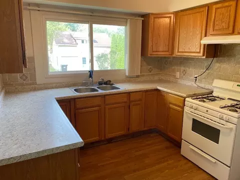140 S 6th St, Capron, IL 61012 photo 7