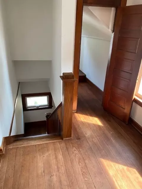 140 S 6th St, Capron, IL 61012 photo 10