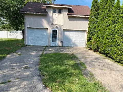 140 S 6th St, Capron, IL 61012 photo 16