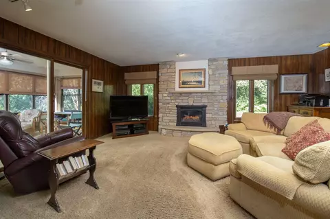 8169 Burr Oak Rd, Roscoe, IL 61073 photo 13