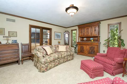 8169 Burr Oak Rd, Roscoe, IL 61073 photo 6