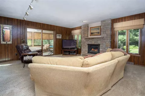 8169 Burr Oak Rd, Roscoe, IL 61073 photo 14