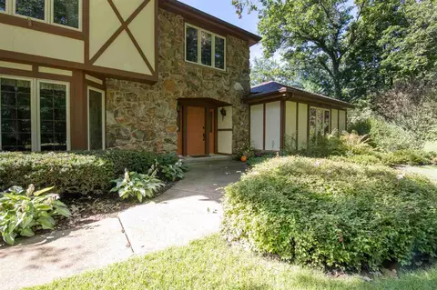 8169 Burr Oak Rd, Roscoe, IL 61073 photo 2