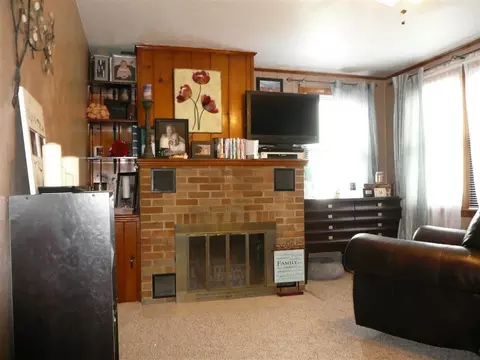 3795 S Mill Rd, Cherry Valley, IL 61016 photo 10