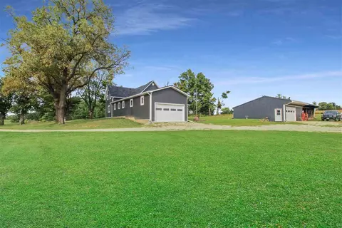 14958 Trask Bridge Rd, Pecatonica, IL 61063 photo 1