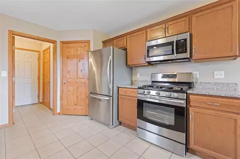 10361 Hawks Pointe Trl, Roscoe, IL 61073 photo 12
