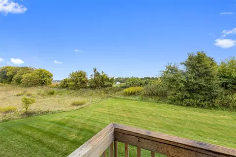 10361 Hawks Pointe Trl, Roscoe, IL 61073 photo 16