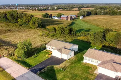 10361 Hawks Pointe Trl, Roscoe, IL 61073 photo 40