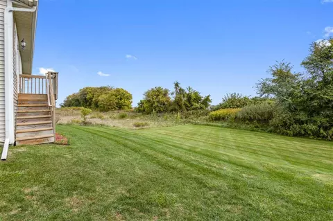 10361 Hawks Pointe Trl, Roscoe, IL 61073 photo 39
