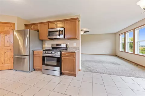 10361 Hawks Pointe Trl, Roscoe, IL 61073 photo 9