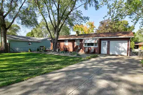 2103 Devon Ave, Loves Park, IL 61111 photo 3