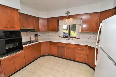 3777 Wheeler Dr, Cherry Valley, IL 61016 photo 6