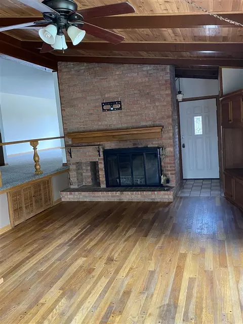 407 Mc Damyn Cir, Winnebago, IL 61088 photo 9