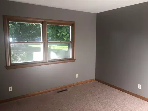 407 Mc Damyn Cir, Winnebago, IL 61088 photo 17