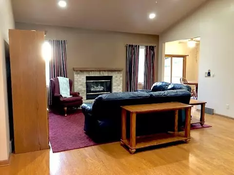 1782 Darby Ln, Lake Summerset, IL 61019 photo 6