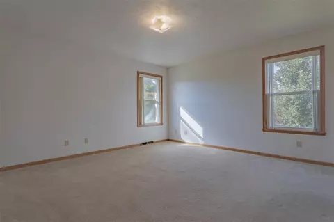 6641 Sutter Dr, Roscoe, IL 61073 photo 13