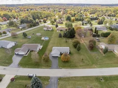 6641 Sutter Dr, Roscoe, IL 61073 photo 23