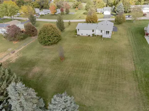 6641 Sutter Dr, Roscoe, IL 61073 photo 22