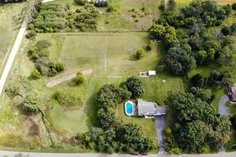 17405 Stimes Rd, Capron, IL 61012 photo 1