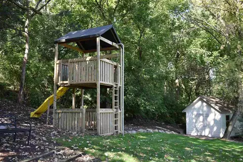 10112 Tybow Trl, Roscoe, IL 61073 photo 9