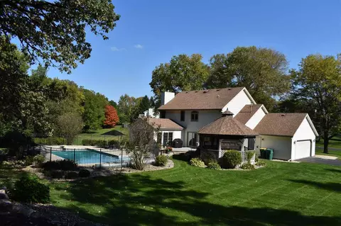 10112 Tybow Trl, Roscoe, IL 61073 photo 3