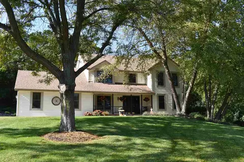 10112 Tybow Trl, Roscoe, IL 61073 photo 1