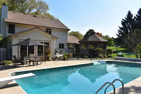 10112 Tybow Trl, Roscoe, IL 61073 photo 5