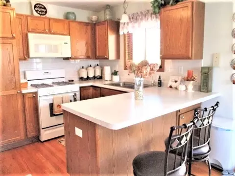 1830 Darby, Lake Summerset, IL 61019 photo 4