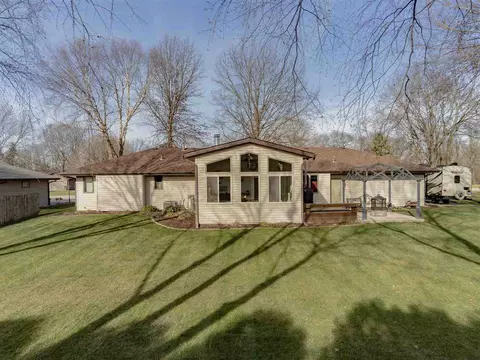 7493 Haymaker Ln, Cherry Valley, IL 61016 photo 33