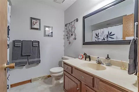 7493 Haymaker Ln, Cherry Valley, IL 61016 photo 19