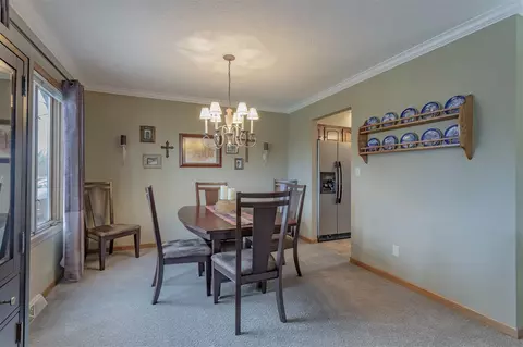 7493 Haymaker Ln, Cherry Valley, IL 61016 photo 8