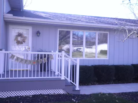 603 E Webster, Polo, IL 61064 photo 3