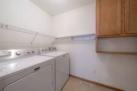 805 Hampton Dr, Byron, IL 61010 photo 17