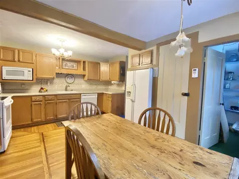 729 Bluff St, Beloit, WI 53511 photo 8