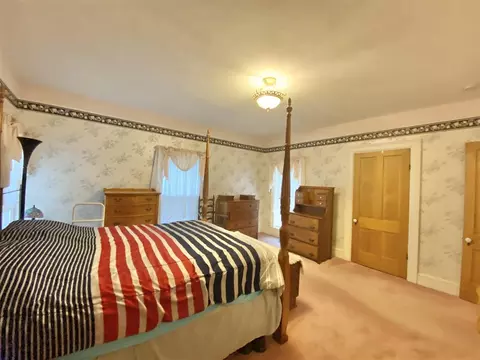 729 Bluff St, Beloit, WI 53511 photo 21