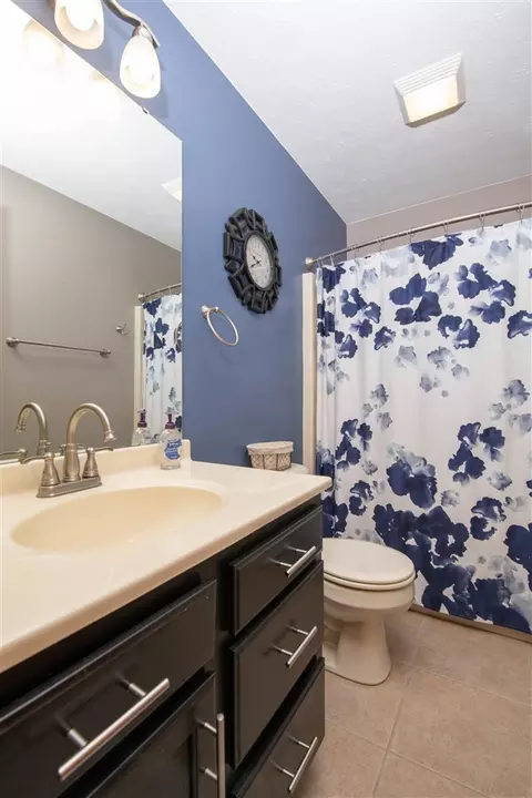 625 Moth St, Pecatonica, IL 61063 photo 16