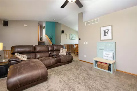 625 Moth St, Pecatonica, IL 61063 photo 5