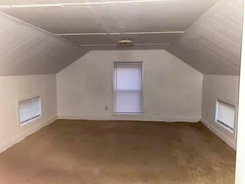 465 W 5th St, Pecatonica, IL 61063 photo 9