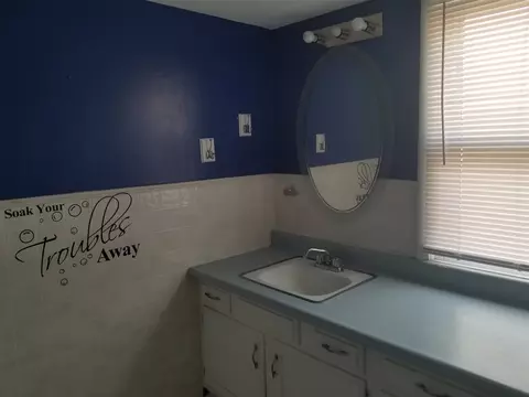 465 W 5th St, Pecatonica, IL 61063 photo 10