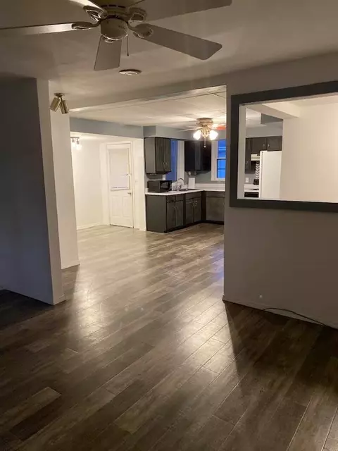 465 W 5th St, Pecatonica, IL 61063 photo 5