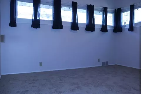 856 W Homer St, Freeport, IL 61032 photo 19