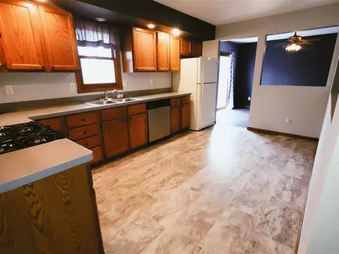 2110 Lake Summerset Rd, Davis, IL 61019 photo 7
