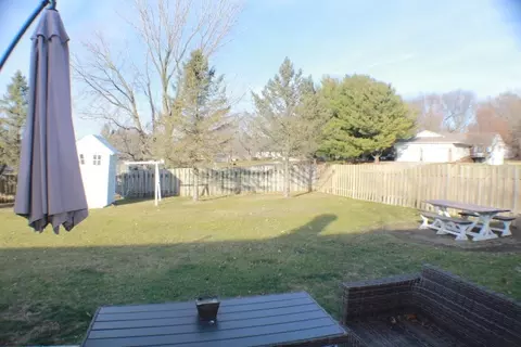 5676 Flatwillow Dr, Roscoe, IL 61073 photo 28