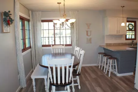 5676 Flatwillow Dr, Roscoe, IL 61073 photo 10