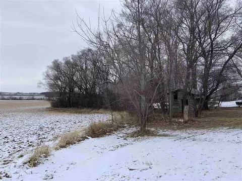 7604 Manchester Rd, Capron, IL 61012 photo 5