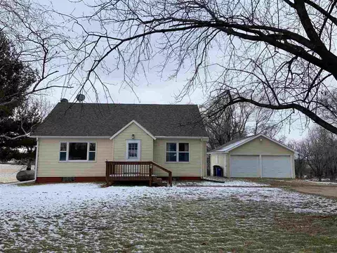 7604 Manchester Rd, Capron, IL 61012 photo 1