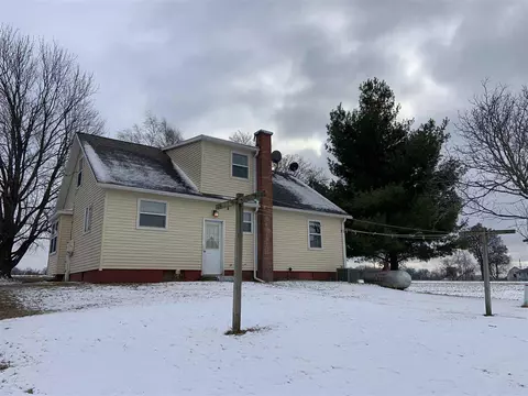7604 Manchester Rd, Capron, IL 61012 photo 4