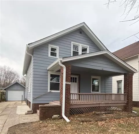 2225 8th St, Rockford, IL 61104 photo 1