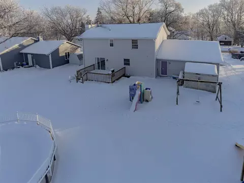 308 E Bluff St, Winnebago, IL 61088 photo 28